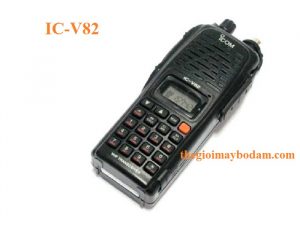 Icom IC-V82